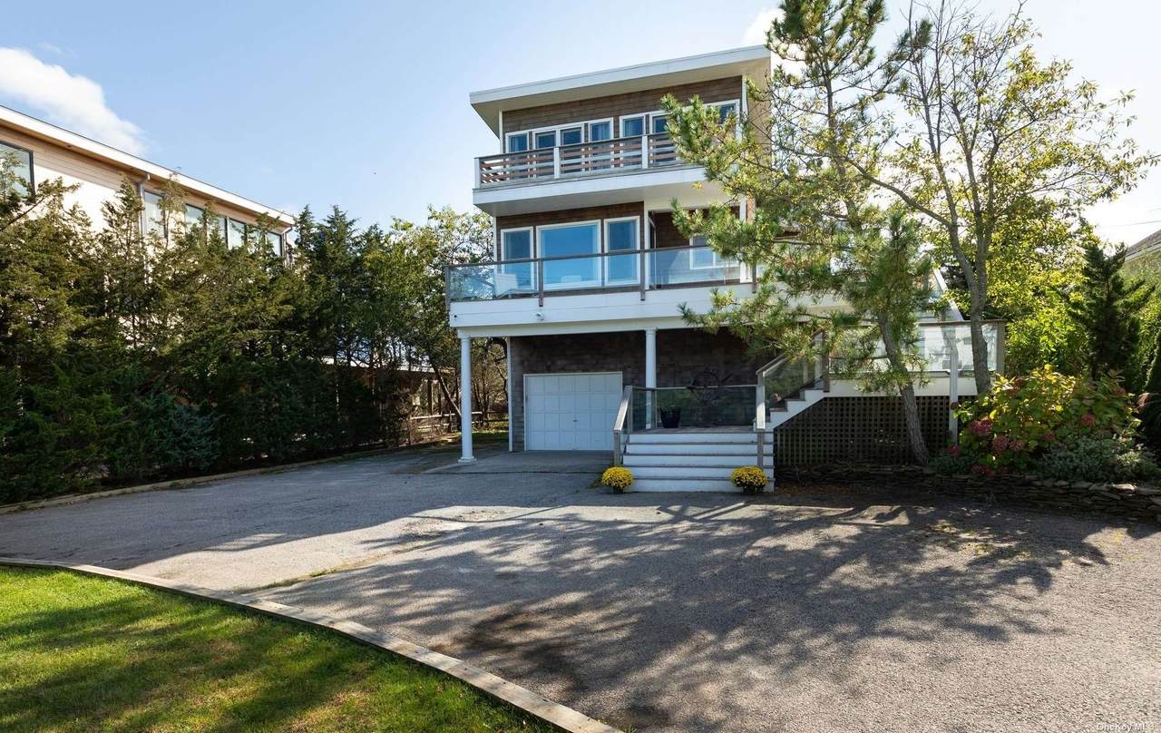 187 Dune Road - Photo 1