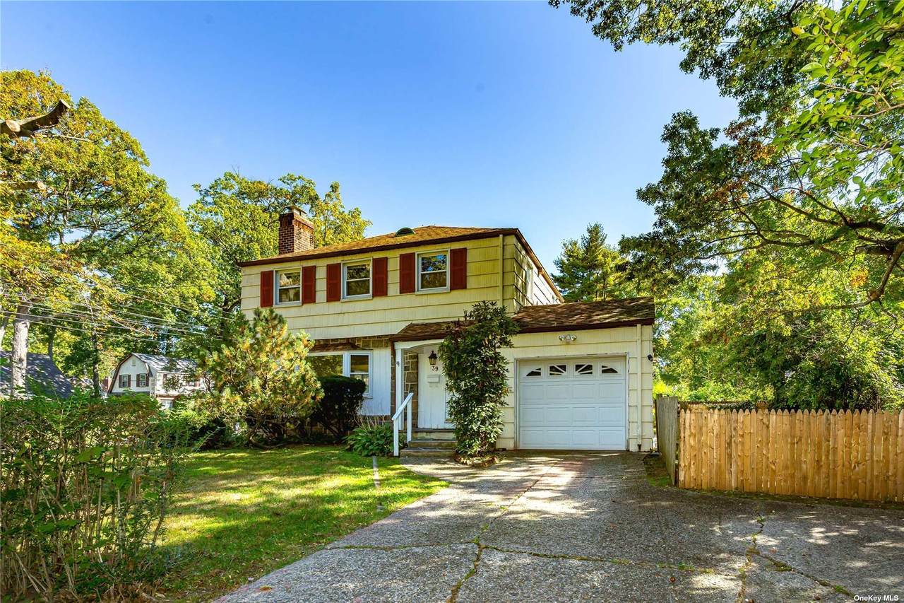 39 Kings Point Road - Photo 1