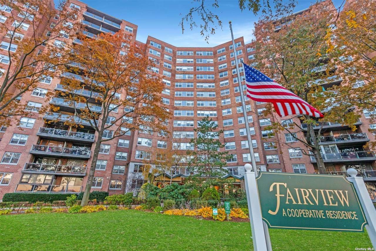 61-20 Grand Central Parkway - Photo 1