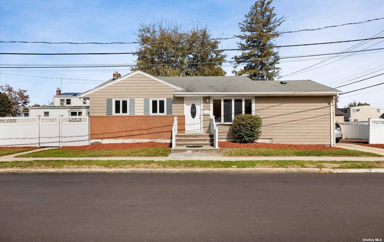 2 Victor Court - Photo 1