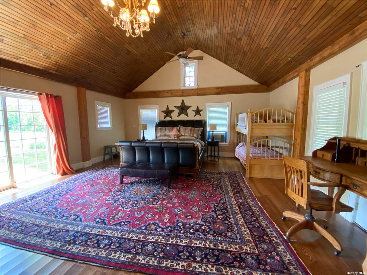 1295 Goshen Street - Photo 1