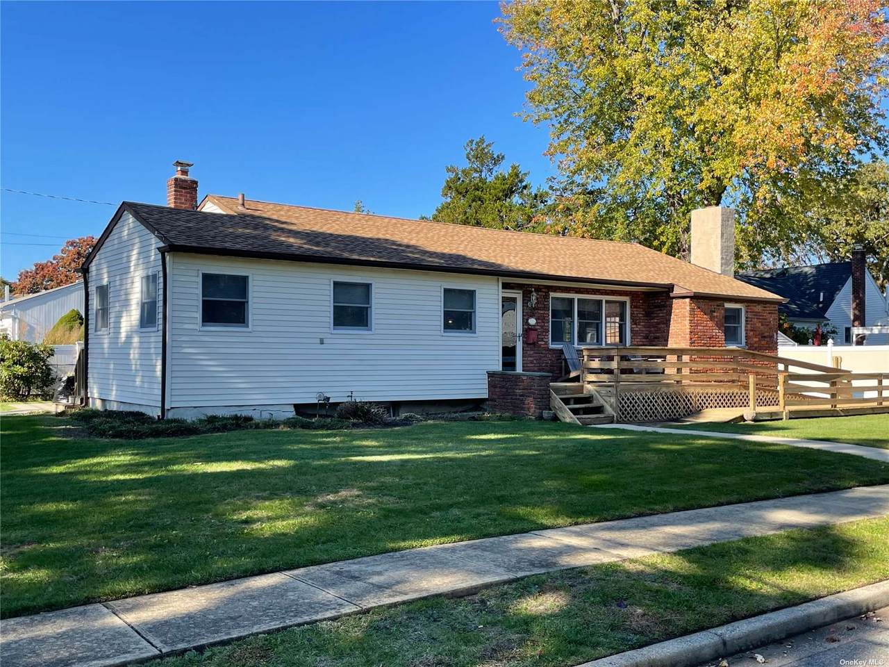 130 East Boulevard - Photo 1