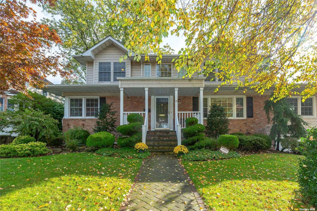 29 Vanderbilt Drive - Photo 1