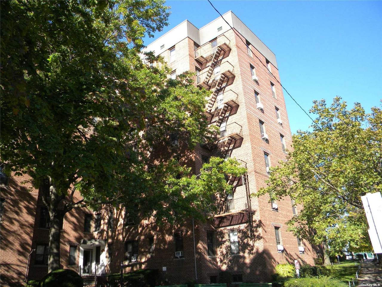 113-15 34 Avenue - Photo 1