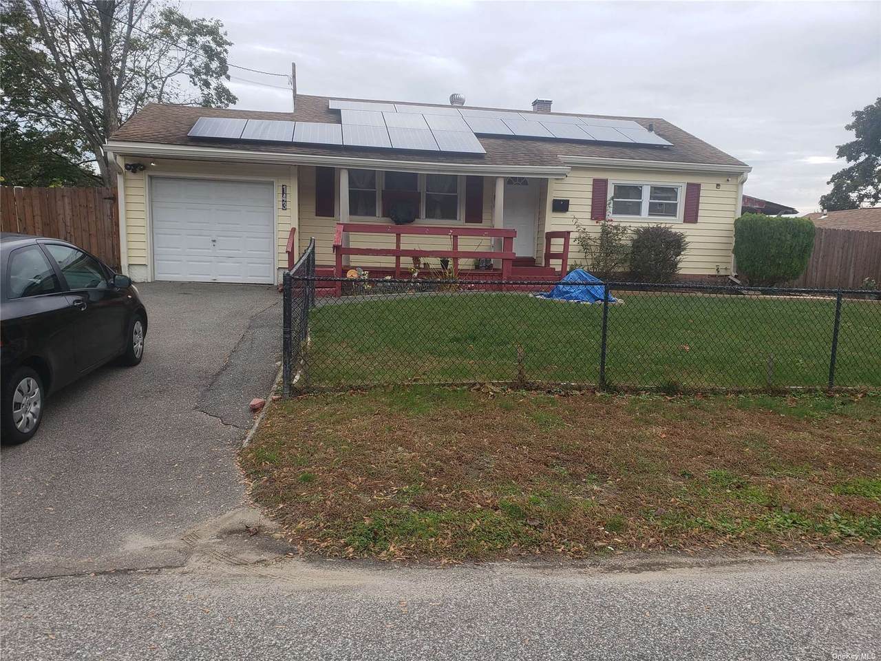 143 Hilltop Drive - Photo 1