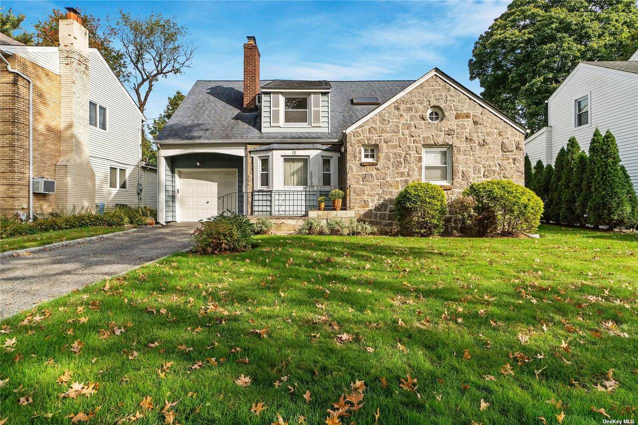 15 Cornell Drive - Photo 1