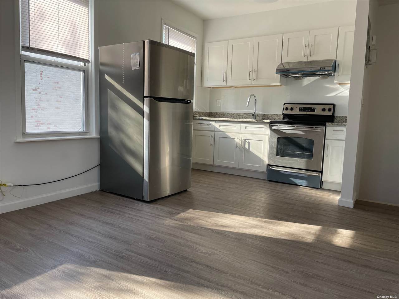 1084 77 Street - Photo 1