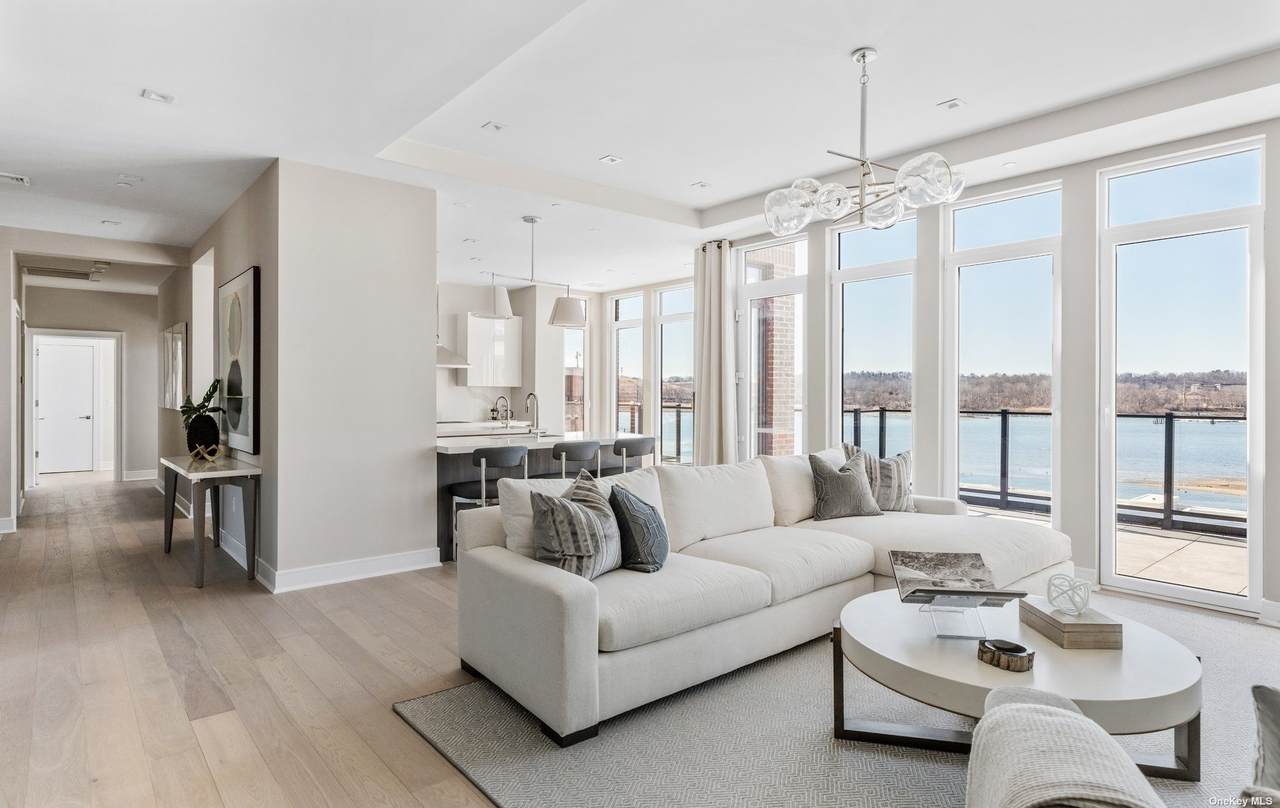 10 Shore Road - Photo 1