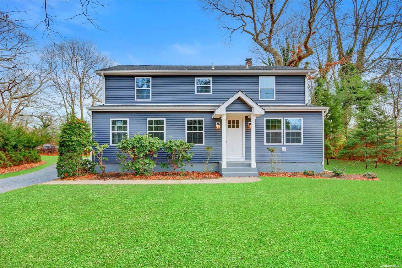 183 Pine Neck Avenue - Photo 1