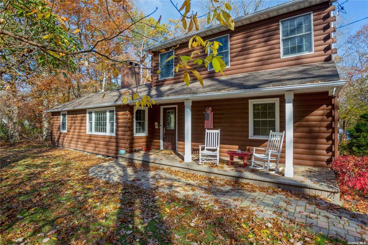 15 Laurel Hill Road - Photo 1