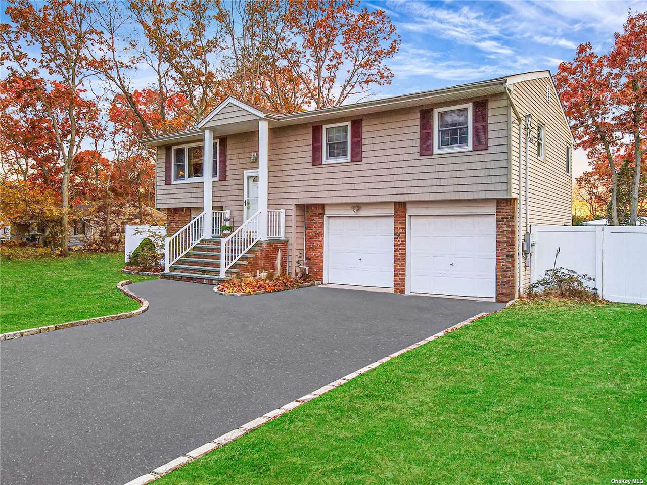 528 N Bicycle Path - Photo 1
