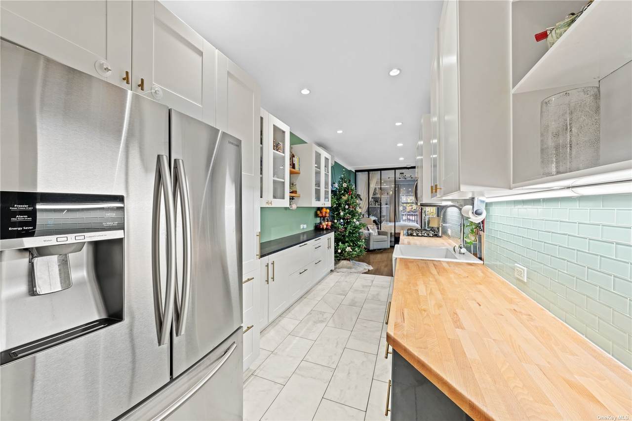 853 Woodward Avenue - Photo 1
