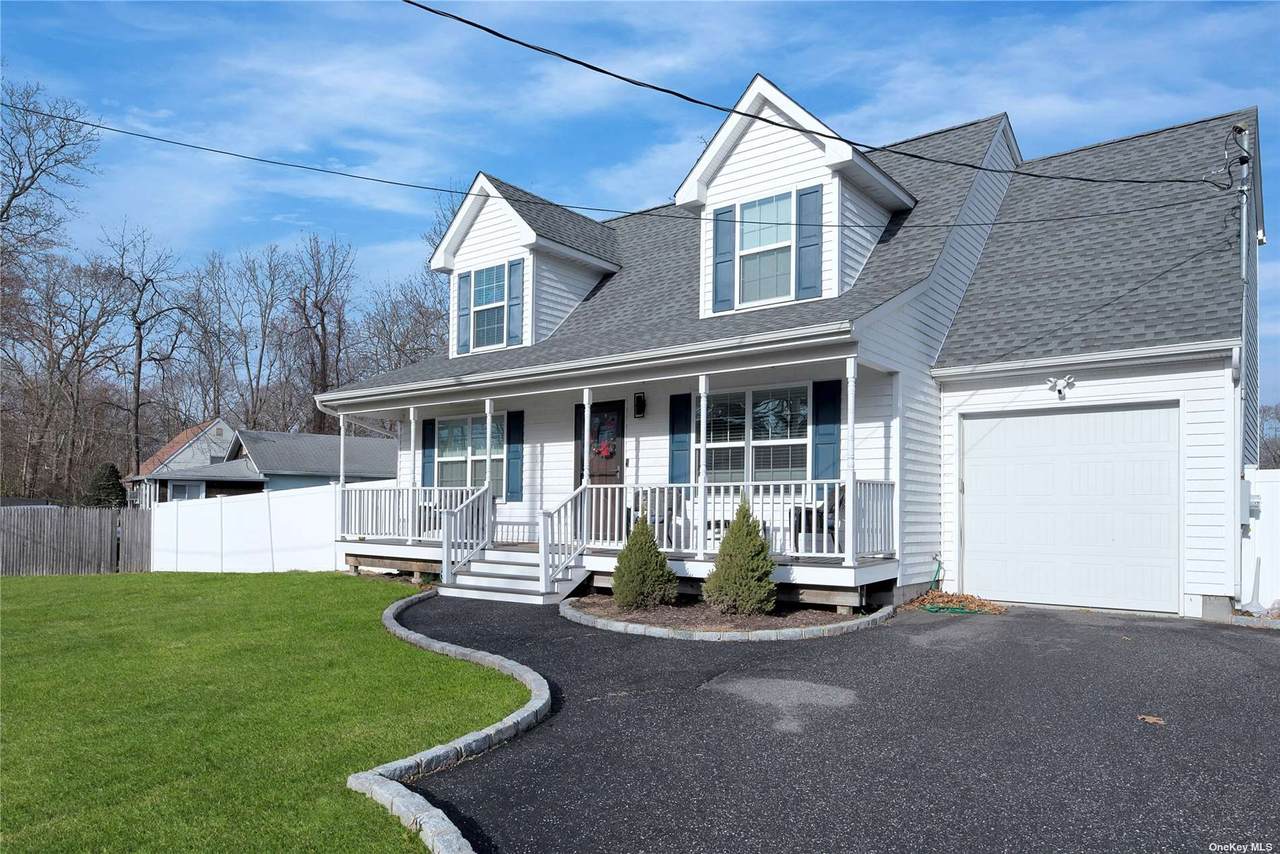 5 Selden Road - Photo 1