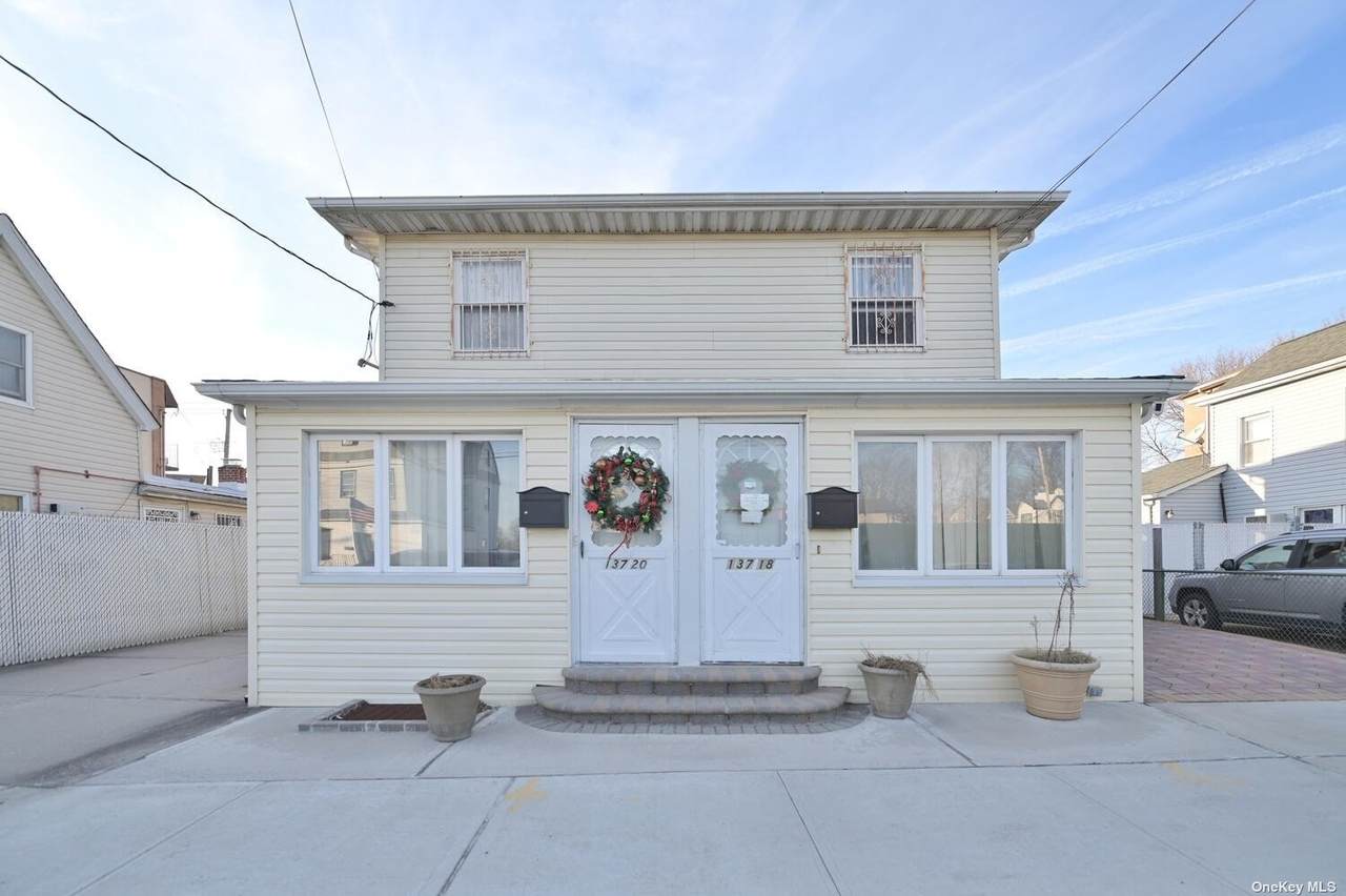 137-18 Centreville Street - Photo 1