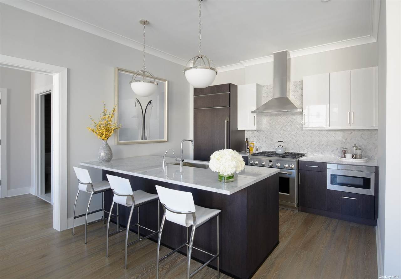 100 Garvies Point Road - Photo 1