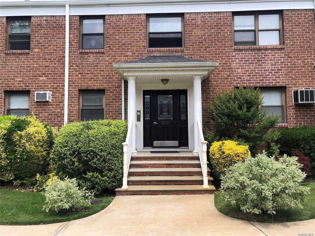 1201 Broadway - Photo 1