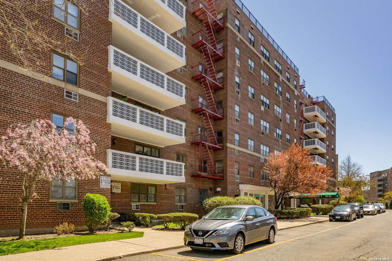 86-10 151 Avenue - Photo 1