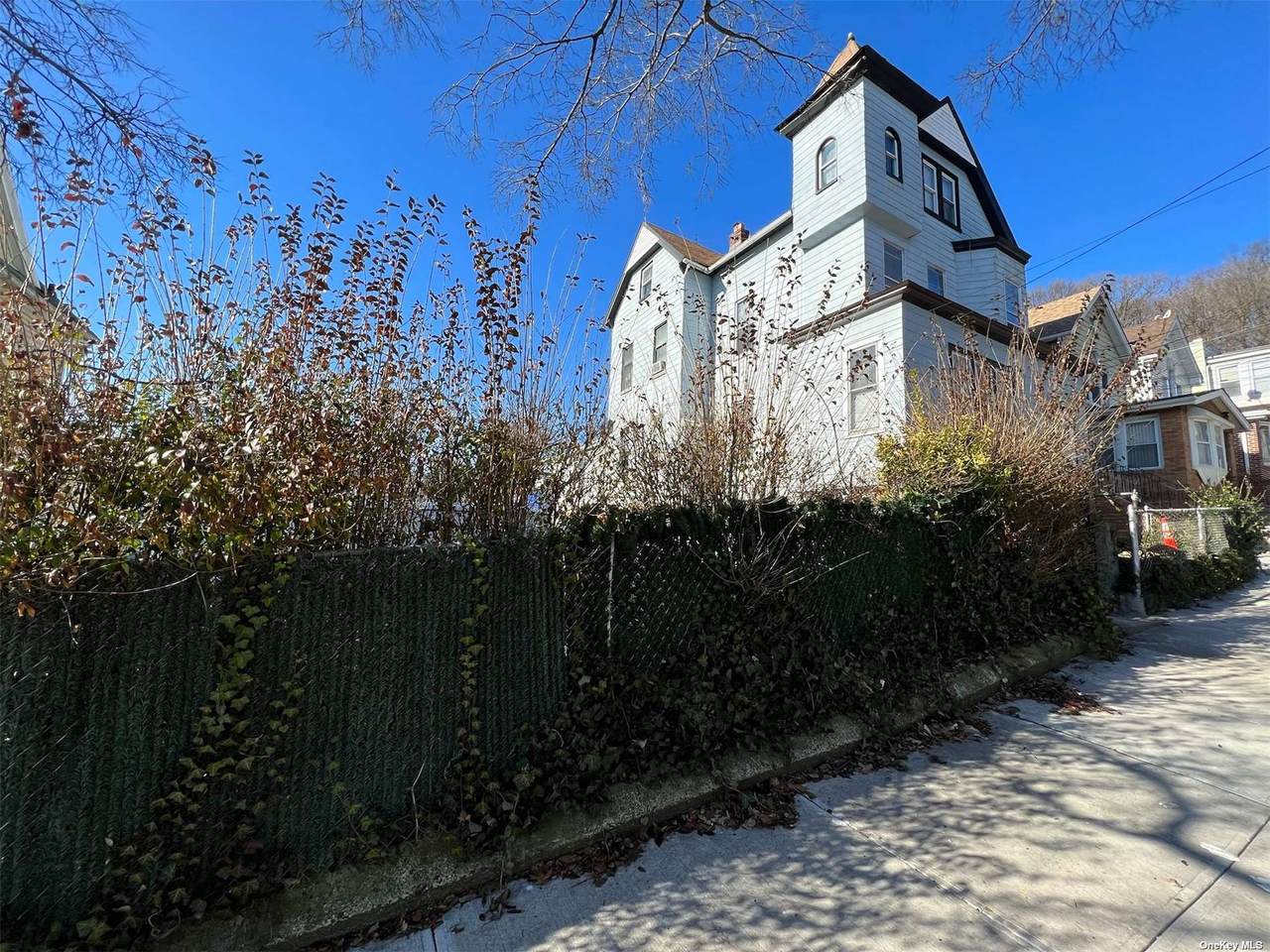 85-14 76th Street - Photo 1