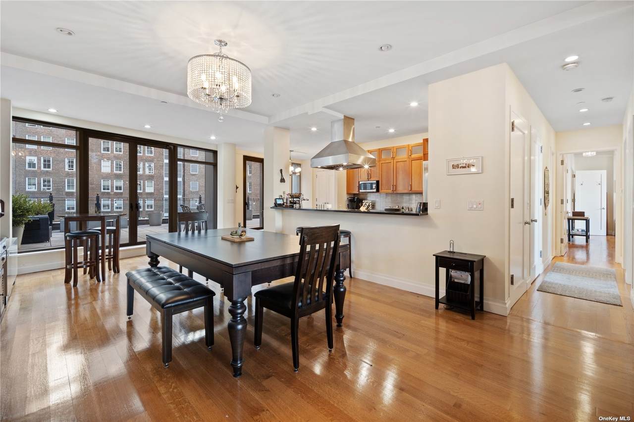 21 S William Street - Photo 1