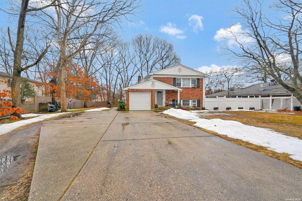 20-22 Hawthorne Avenue - Photo 1