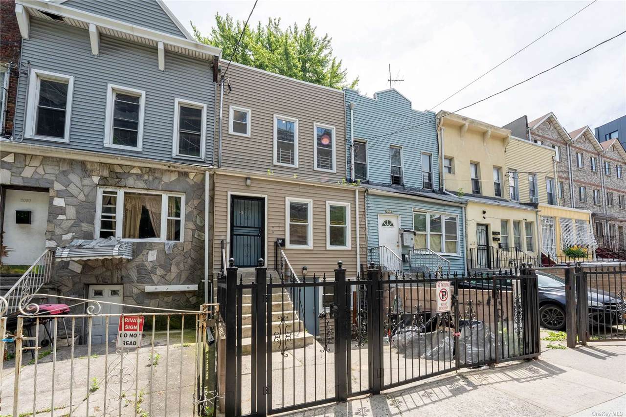 2058 Arthur Ave - Photo 1