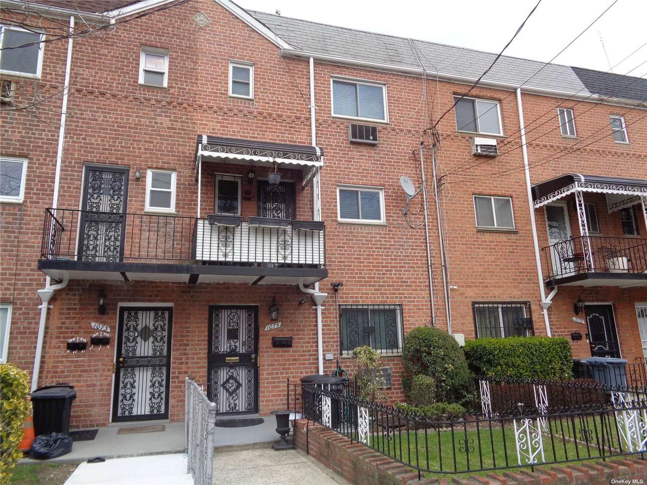 1075 Barbey Street - Photo 1