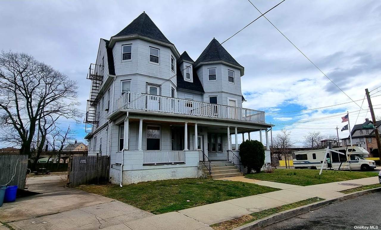 2385 Dickens Street - Photo 1