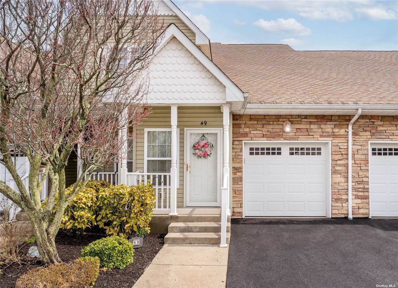 49 Rose Lane - Photo 1