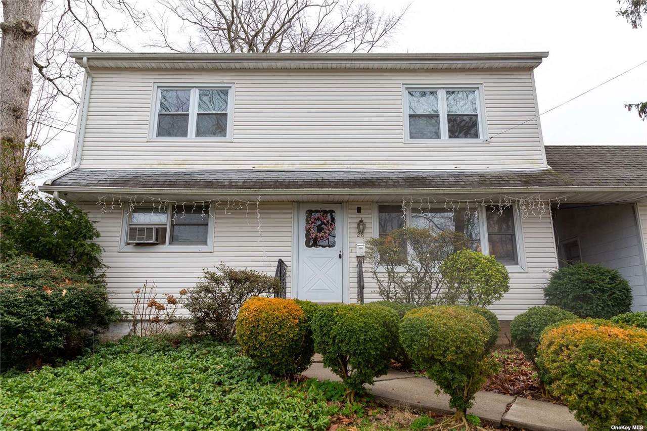 28 Grange Avenue - Photo 1