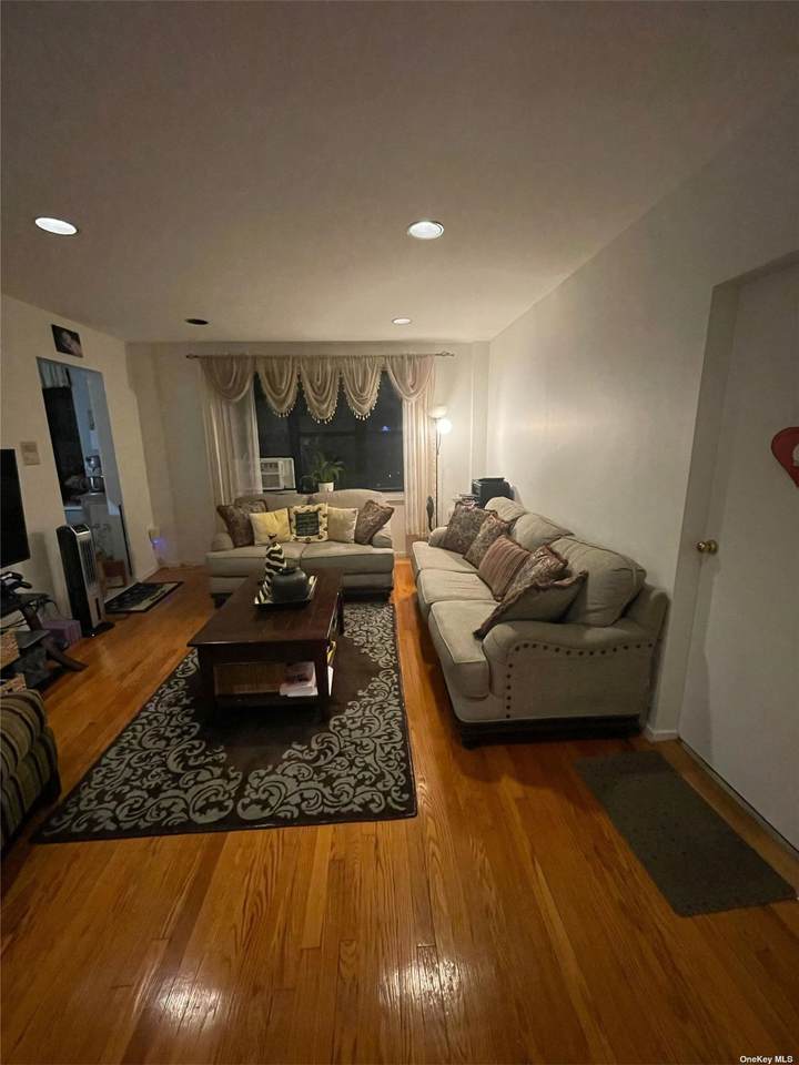 141 Wyckoff Place - Photo 1