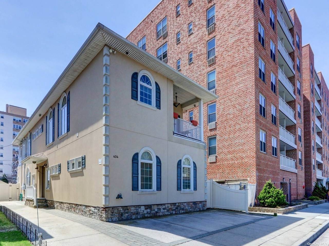434 Broadway - Photo 1