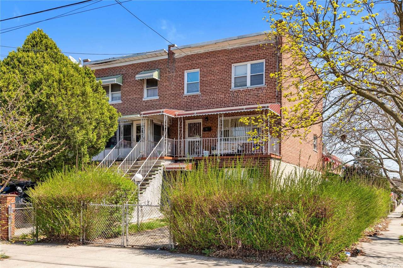 3750 Paulding Ave - Photo 1