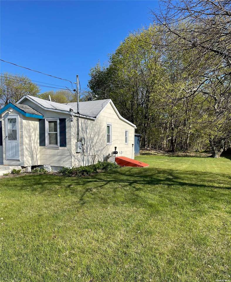 72 Gordon Avenue - Photo 1