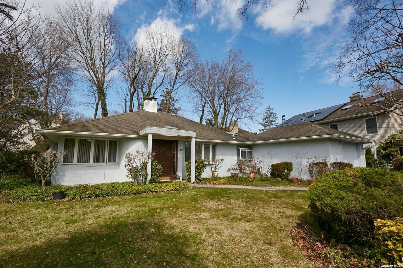 19 Ridge Drive - Photo 1