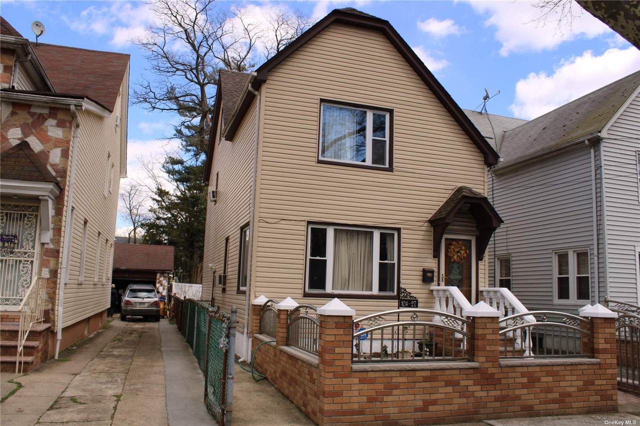 104-27 199th Street - Photo 1