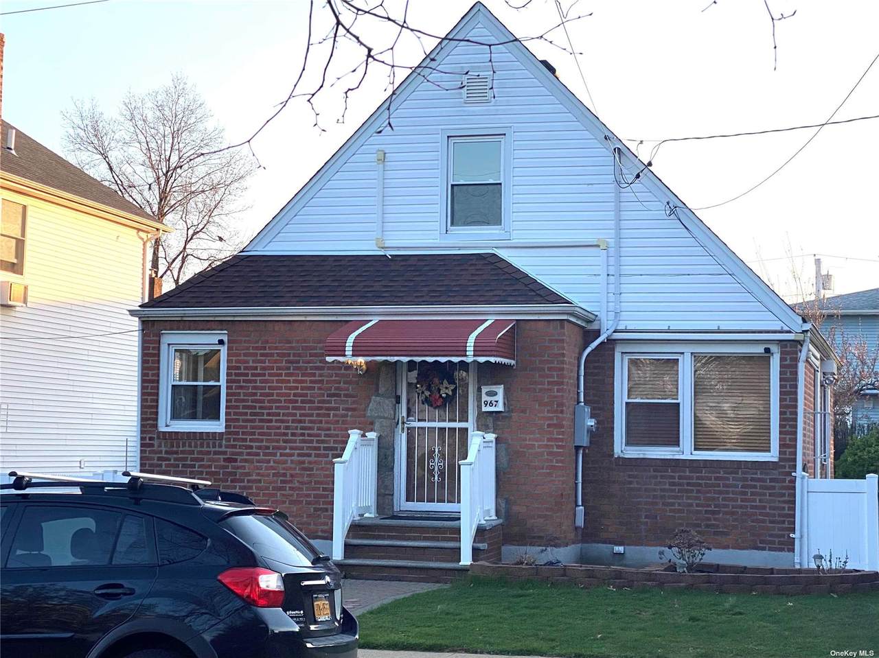 967 4 Street - Photo 1