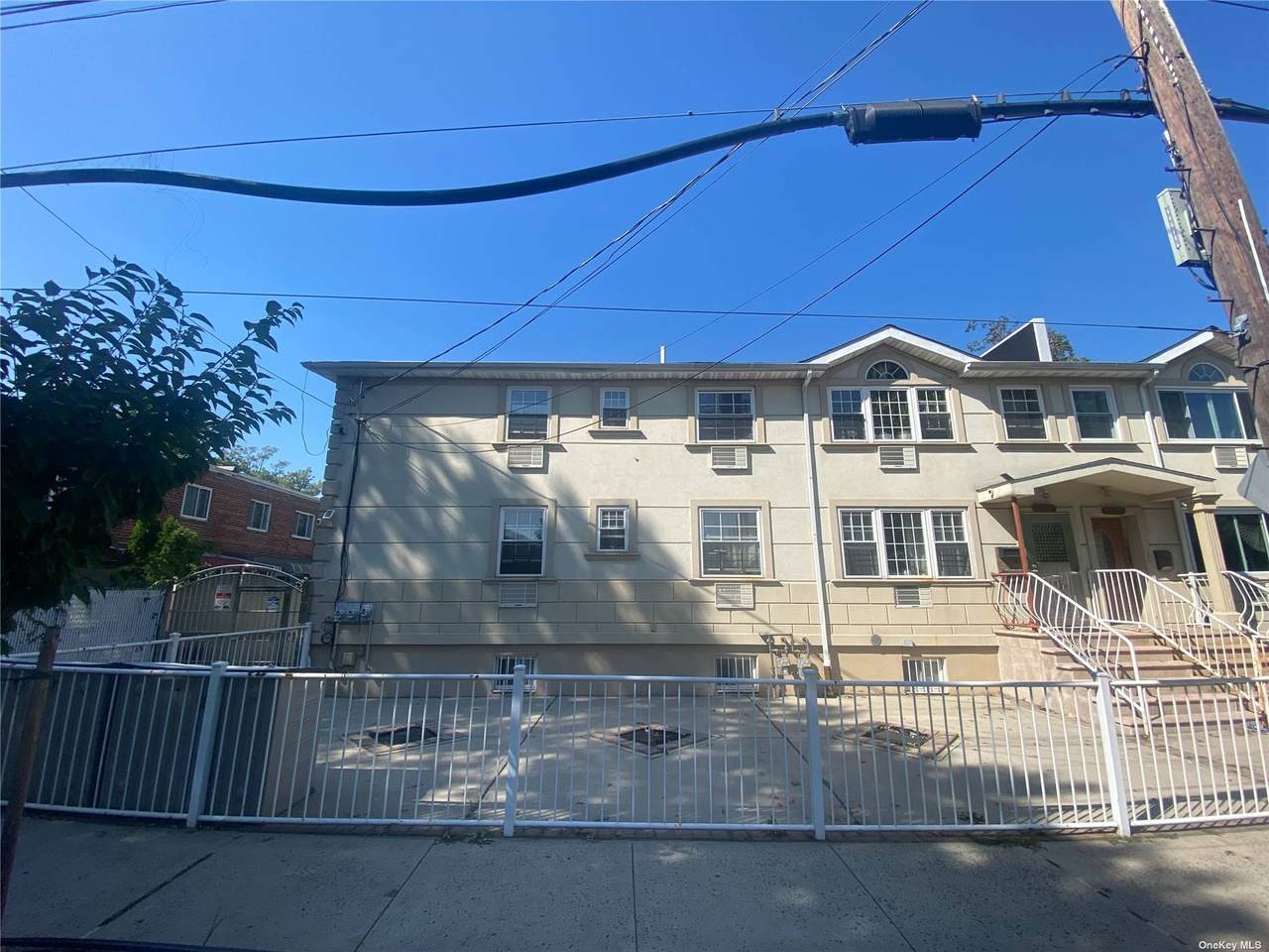 173-11 110th Avenue - Photo 1