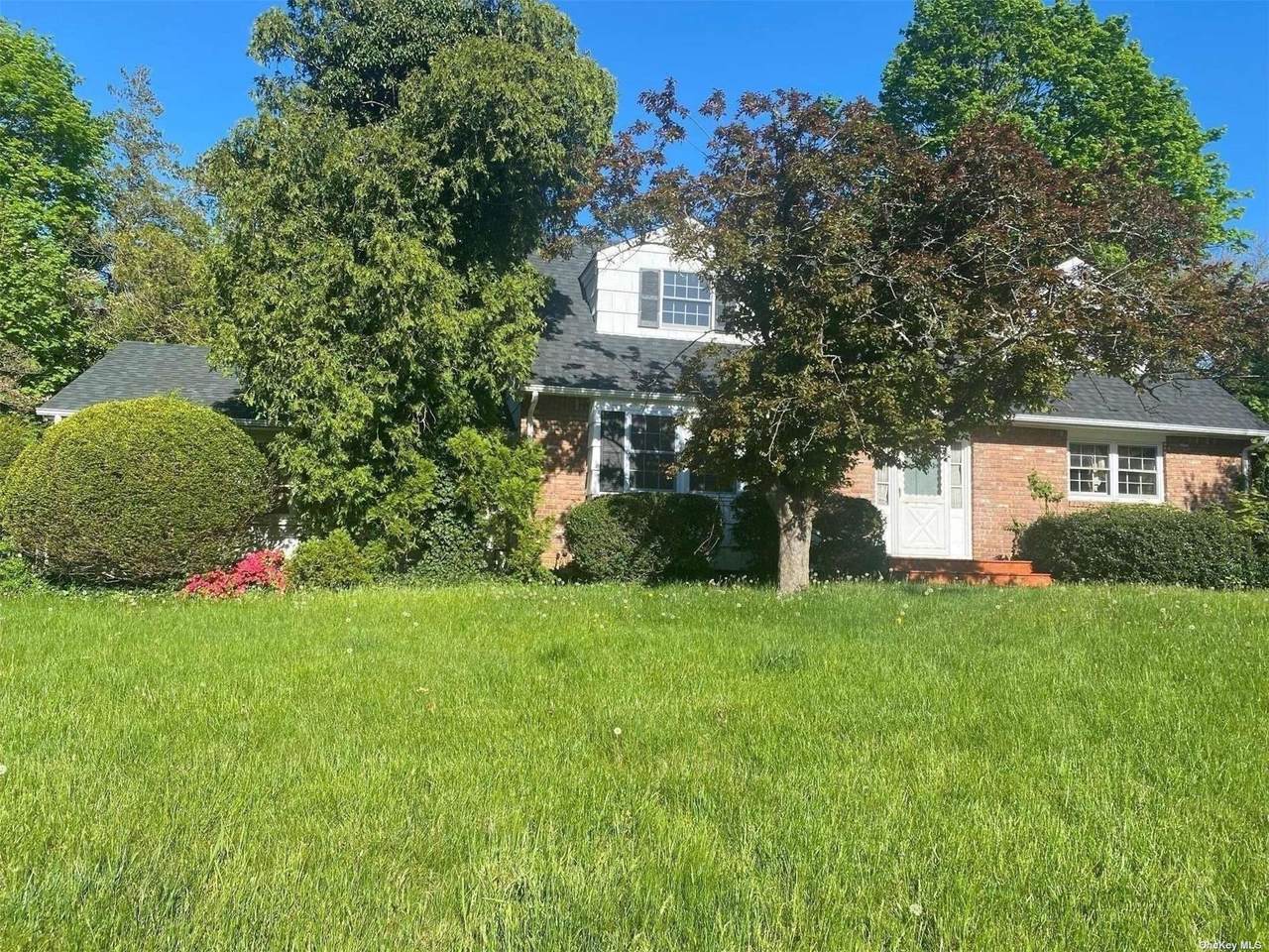 5 Yorkshire Avenue - Photo 1