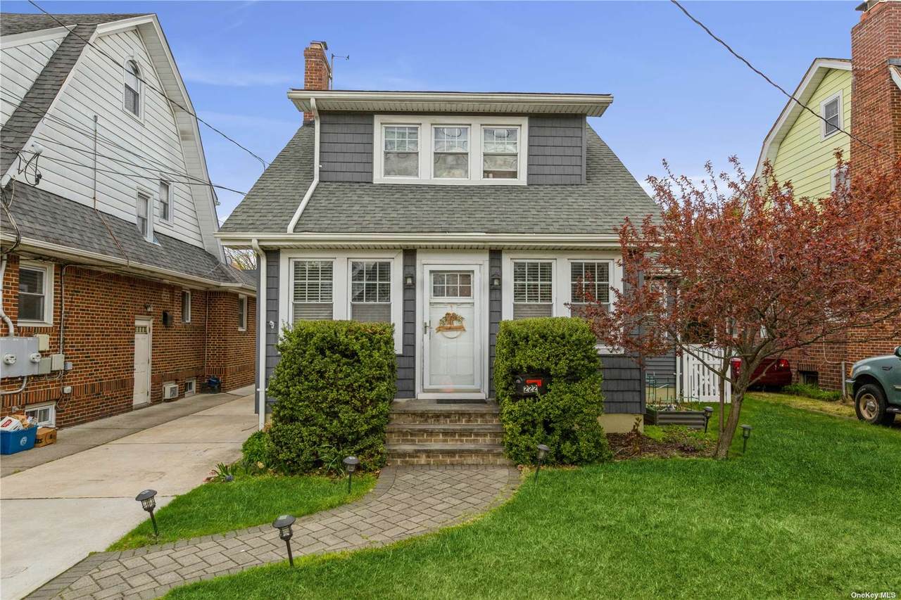 222 Plainfield Avenue - Photo 1