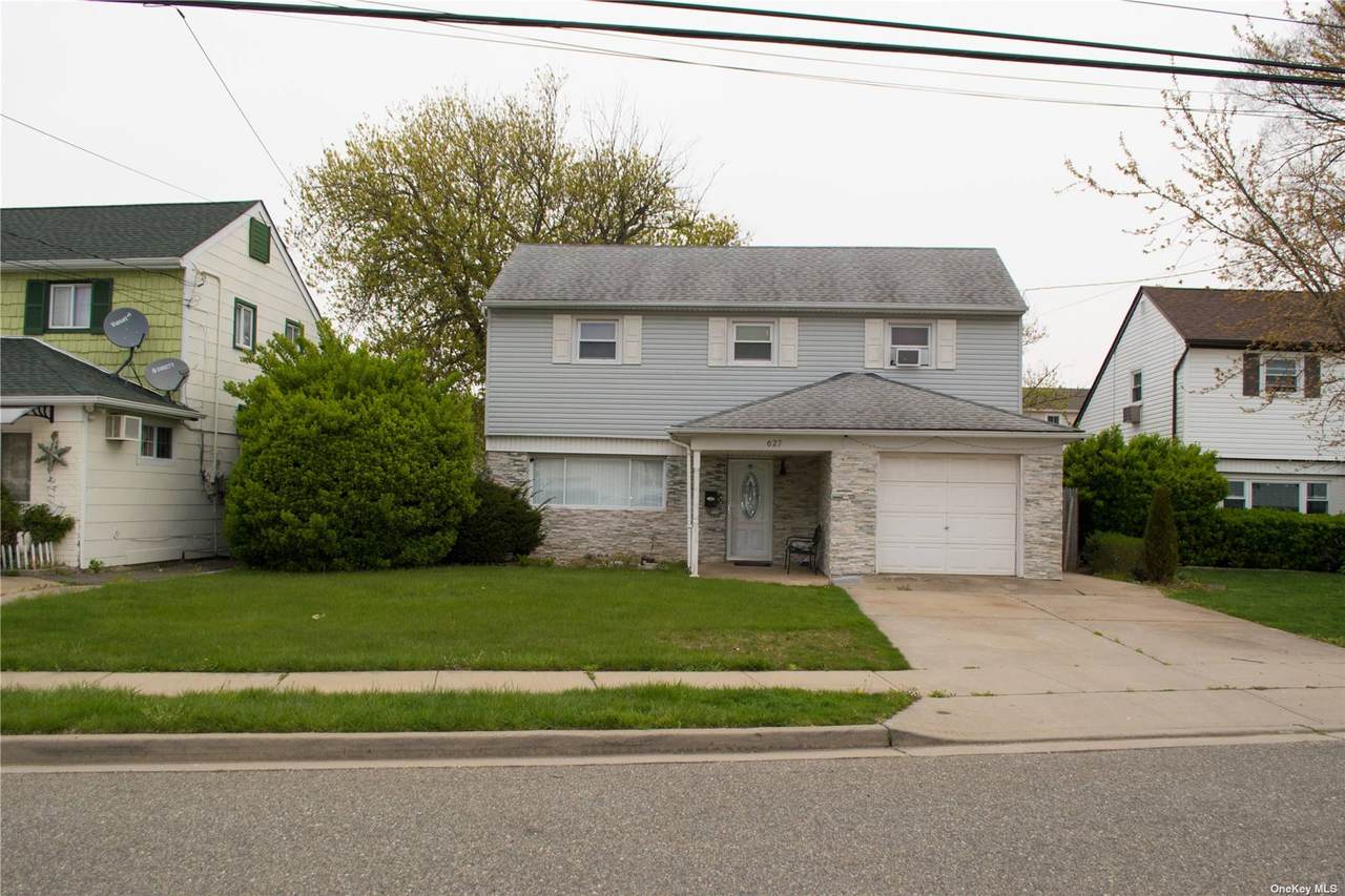 627 Bayview Avenue - Photo 1