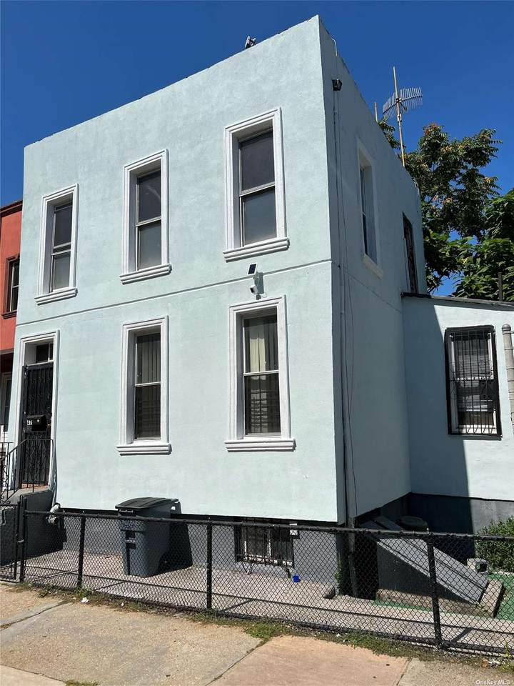 47 Pilling St. - Photo 1
