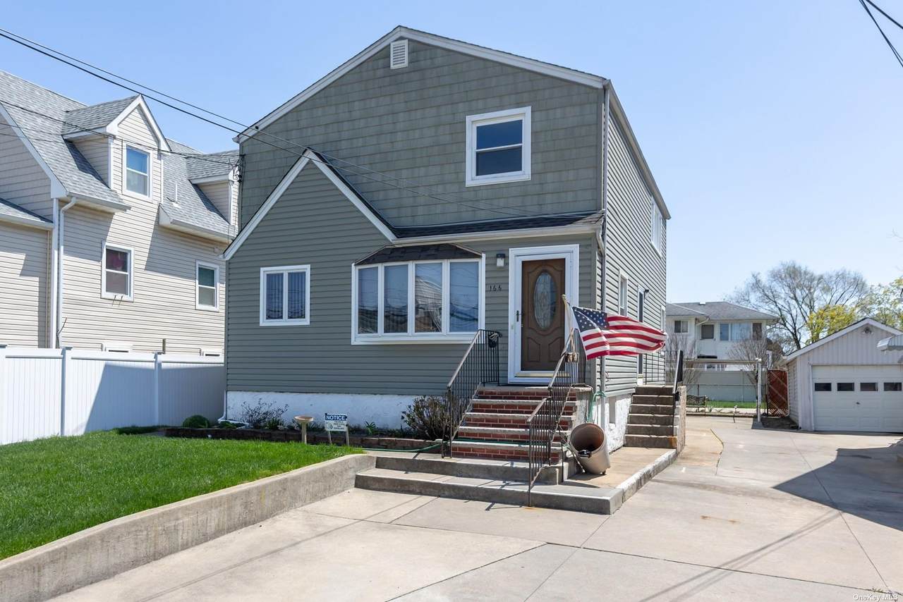 166 Rhame Avenue - Photo 1