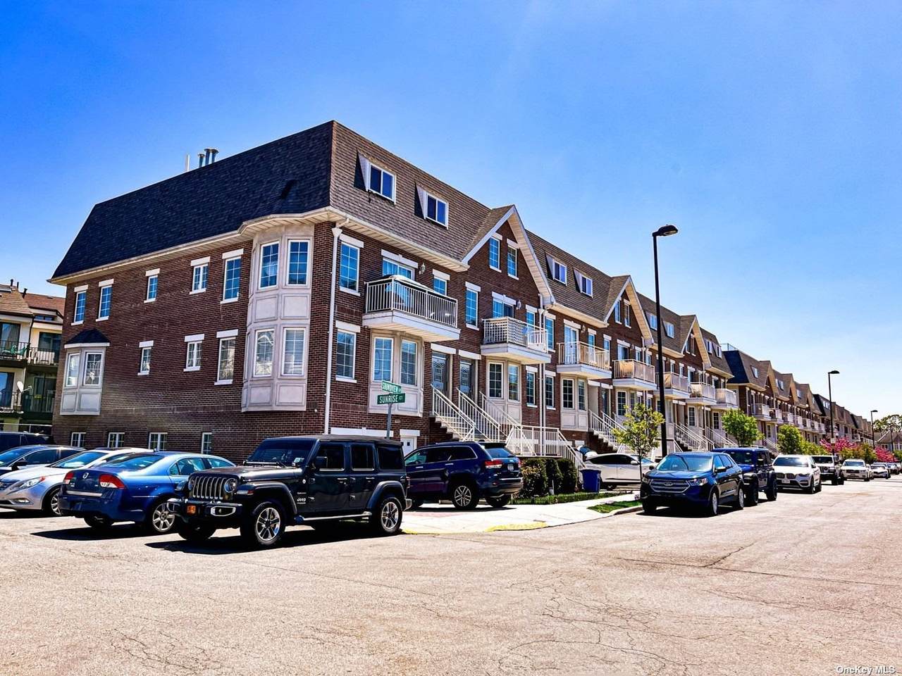 120-43 Sunrise Court - Photo 1