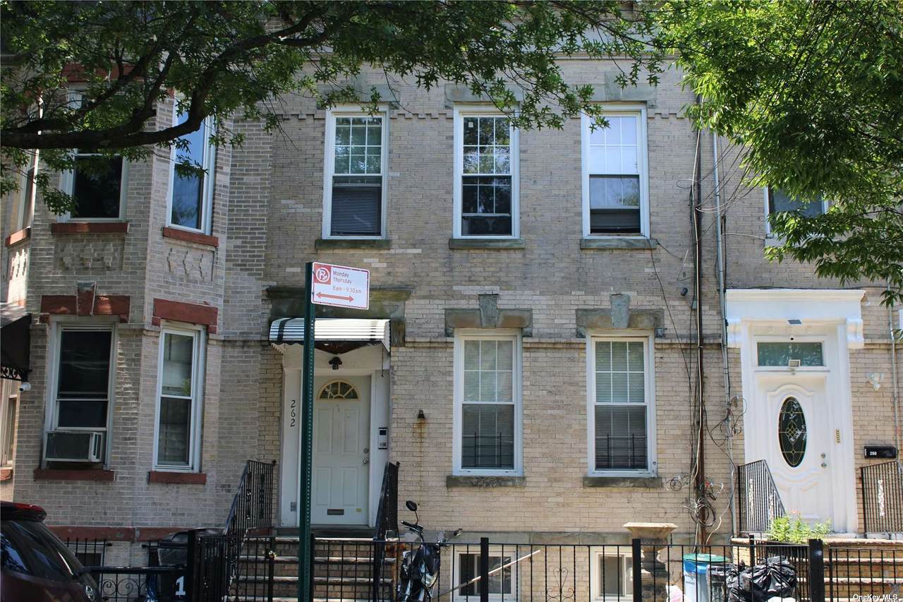 262 Grant Avenue - Photo 1