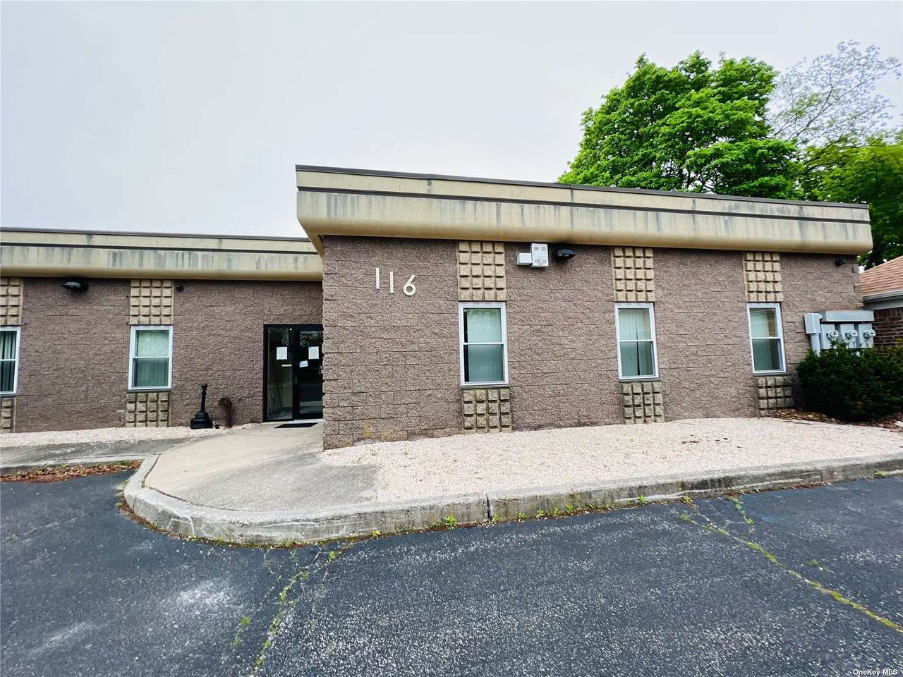 116 Oakland Avenue - Photo 1