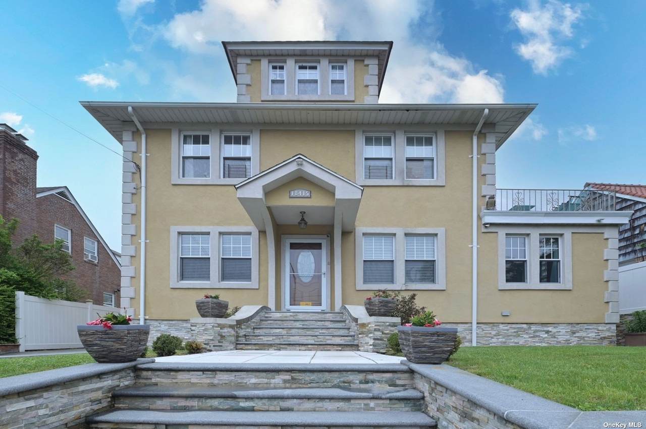 184-15 Wexford Terrace - Photo 1