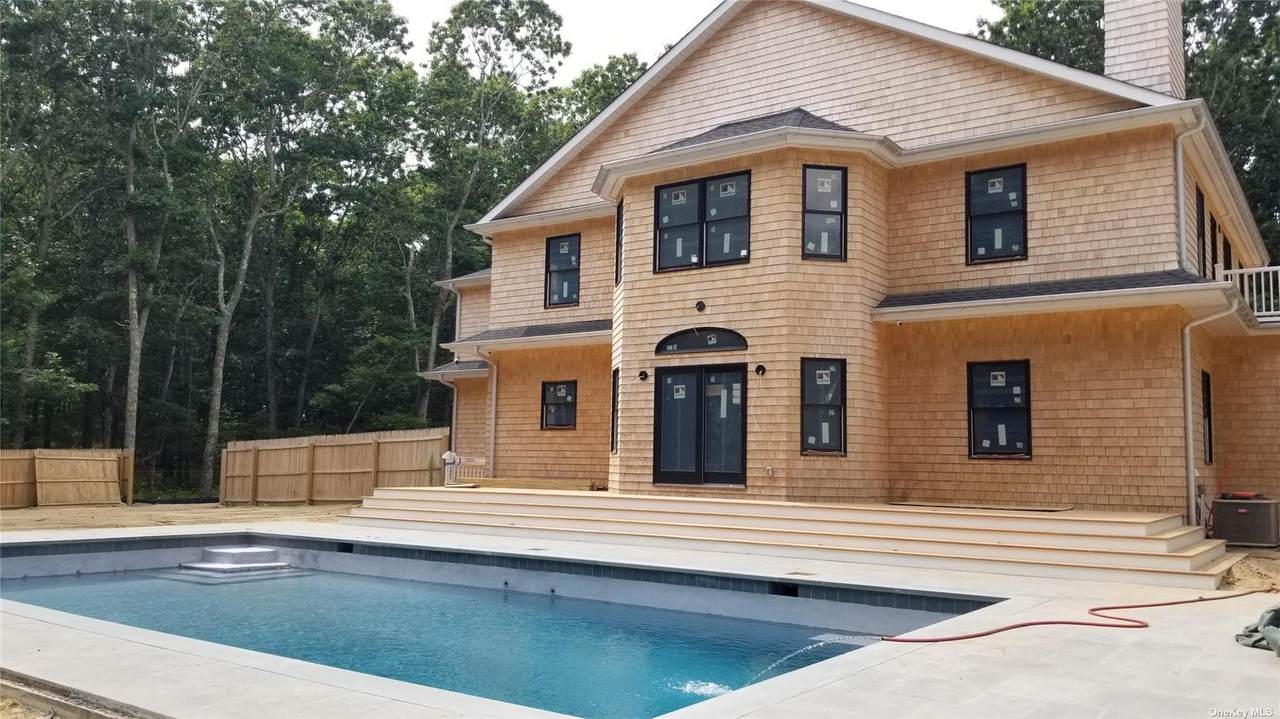690 Bridgehampton Sa Hbr - Photo 1