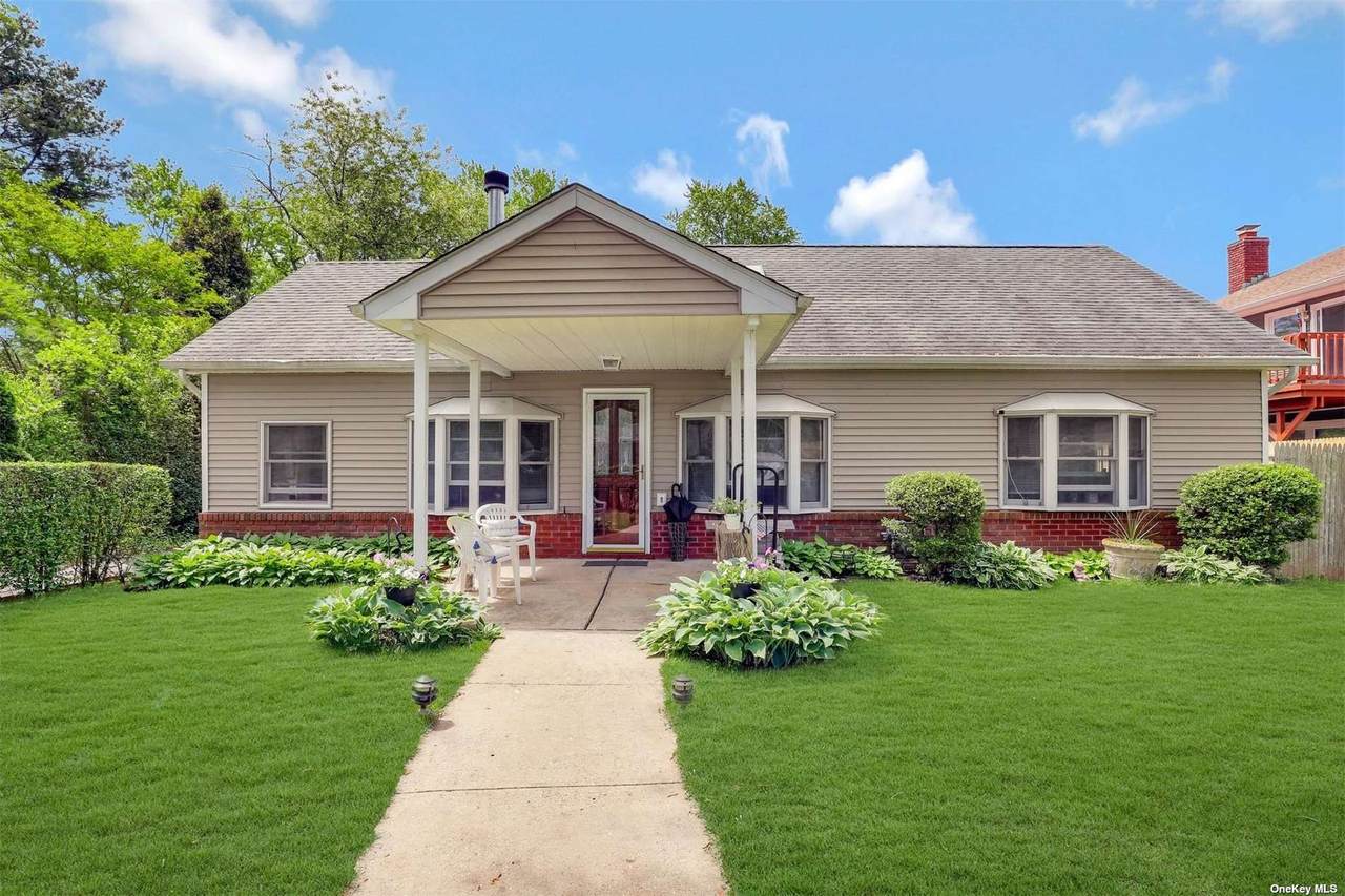 22 Blackberry Lane - Photo 1