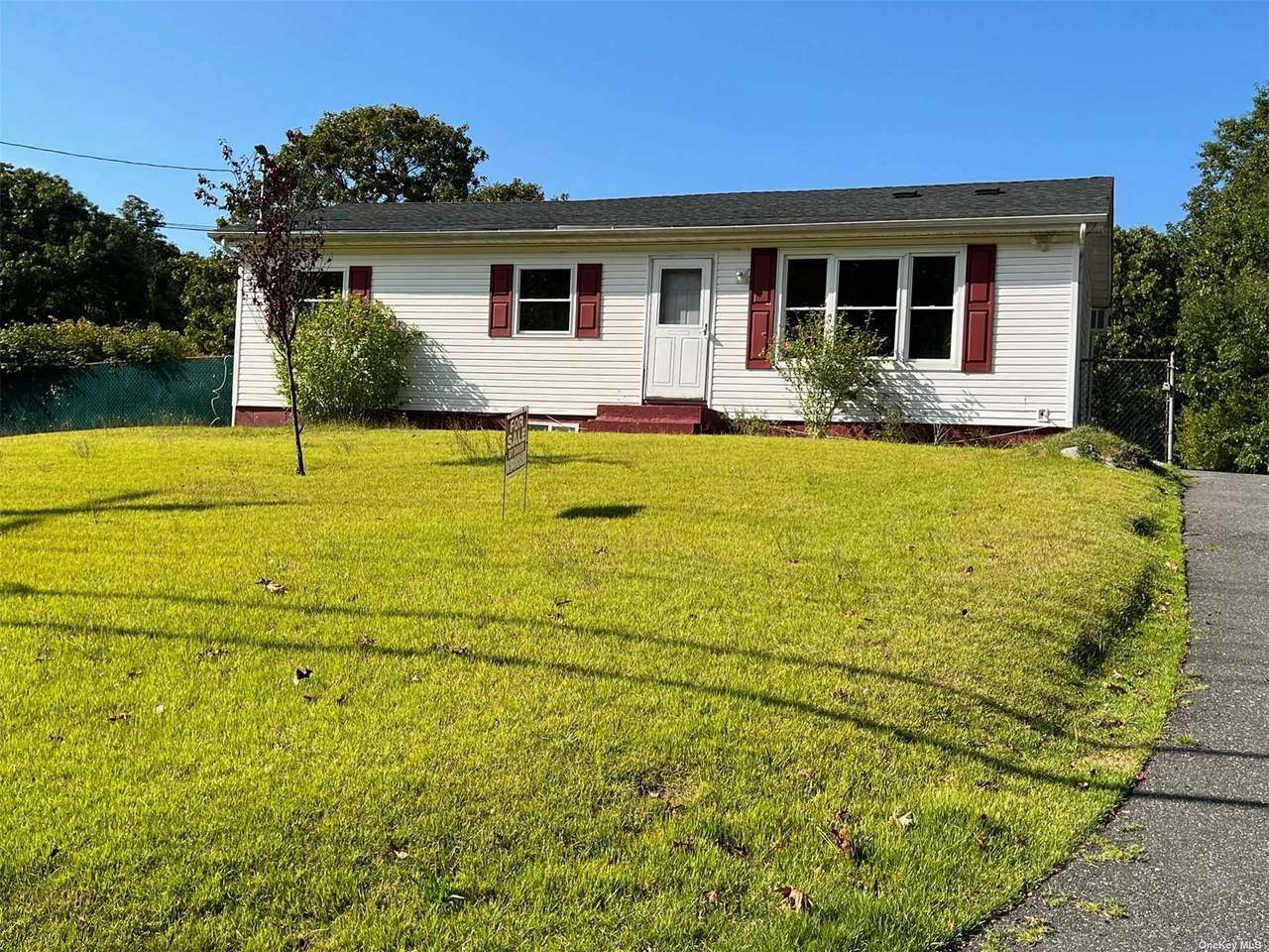 67 Barbara Lane - Photo 1