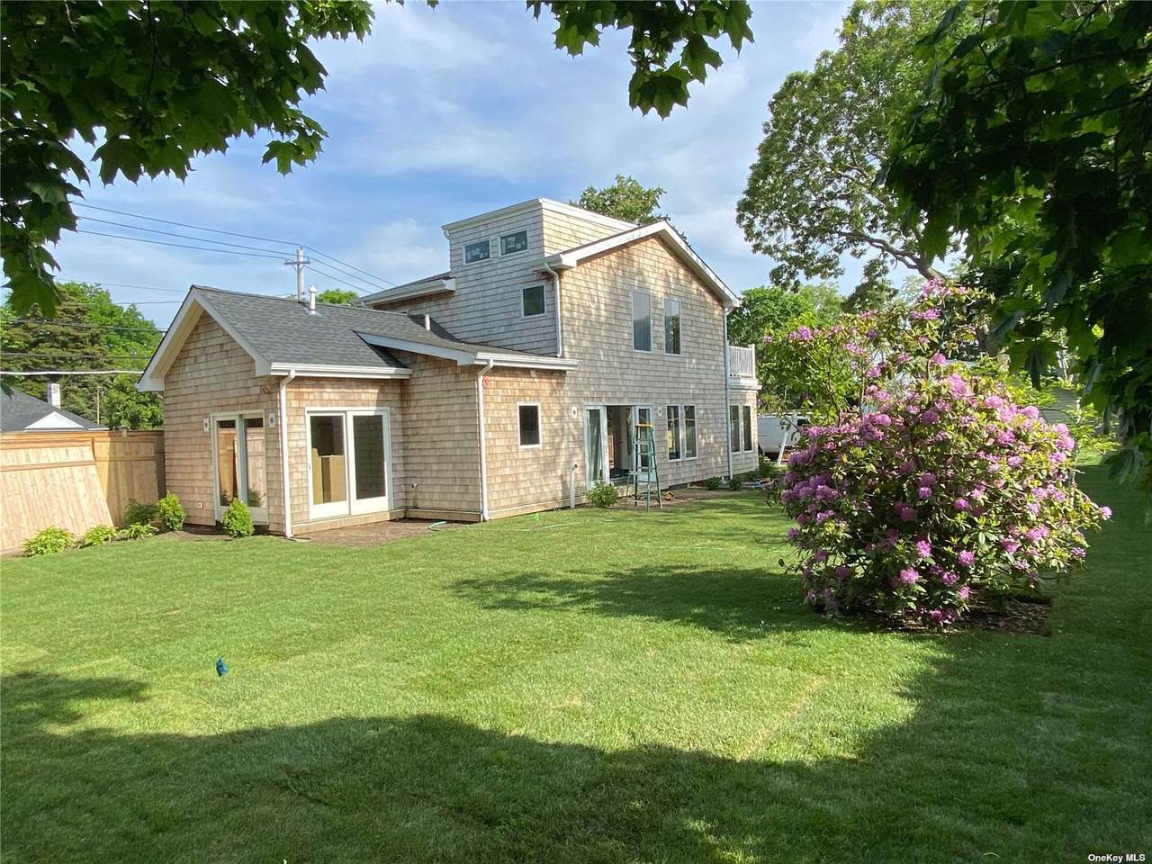 33 Oak Street - Photo 1